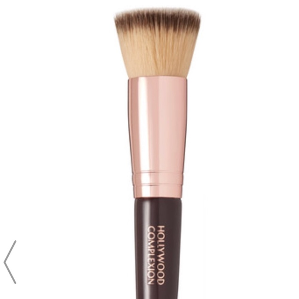 Ct Hollywood complexion brush